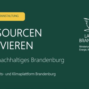 Teilnehmende im Gespräch bei der Plenarveranstaltung für ein nachhaltiges Brandenburg